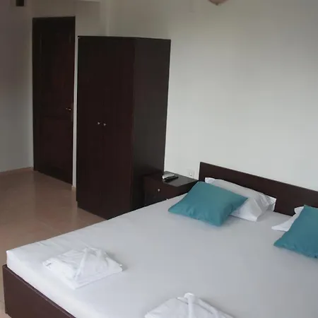 Guest house валена град *