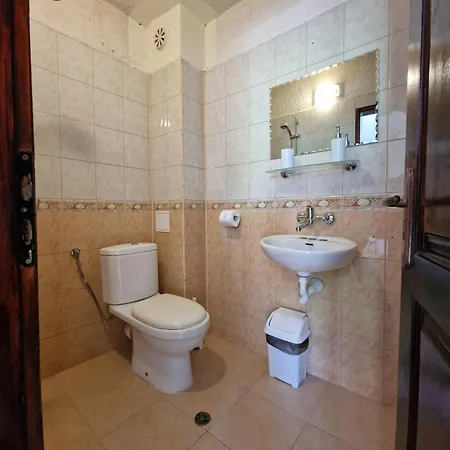 Guest house валена град