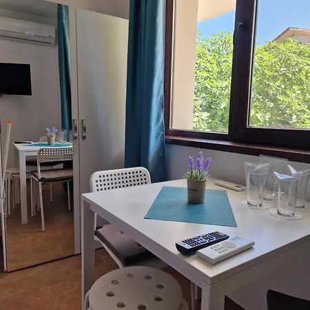 Guest house валена град