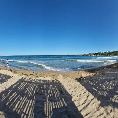 валена град Guest house Chernomorets